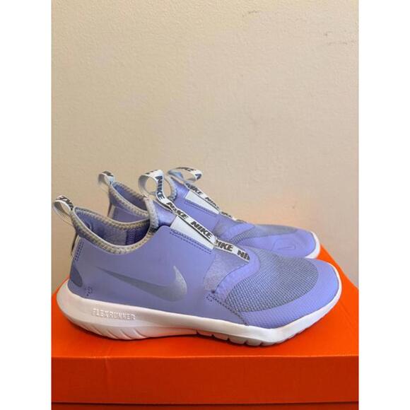 Nike Flex Runner Kids' Sneakers (Size 4) - Picture 2 of 5